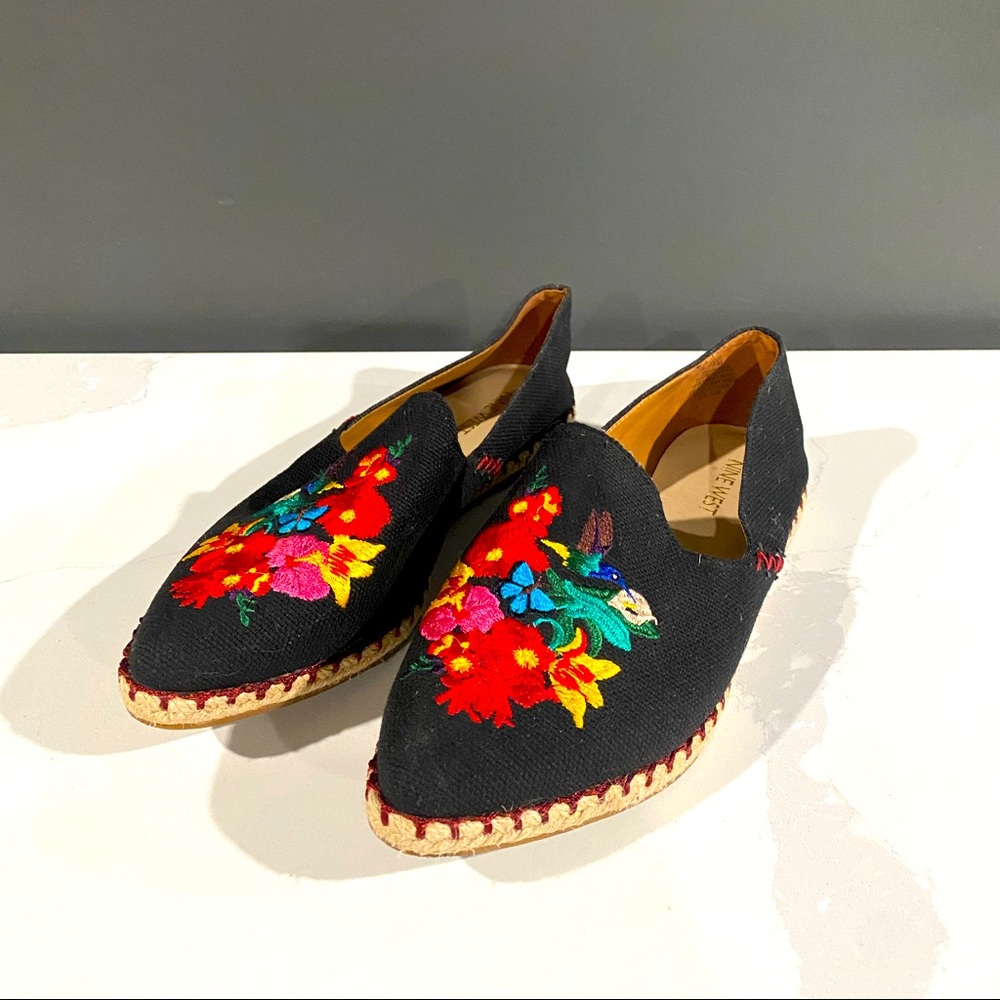 Embroidery Nine West